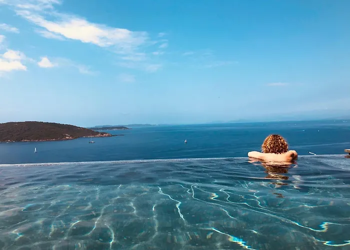 Heliade -ile Du Levant Guest house